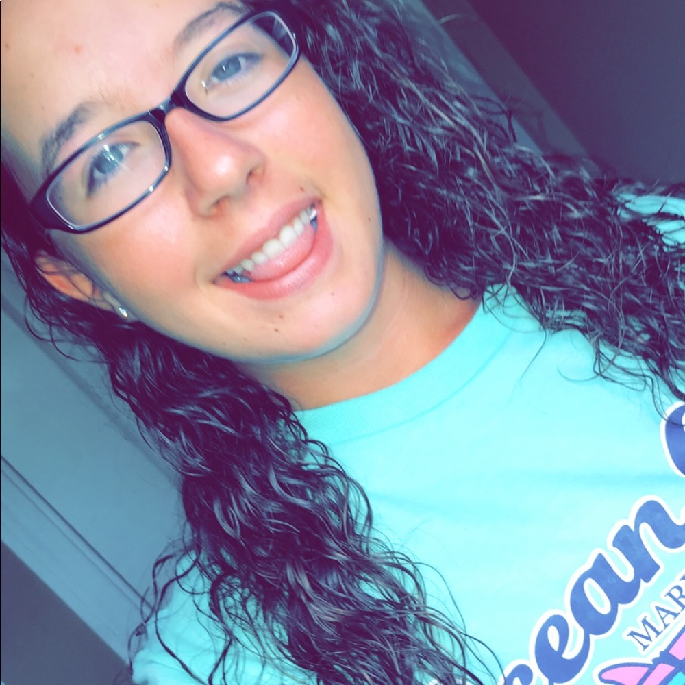 Meet your Posher, Emma